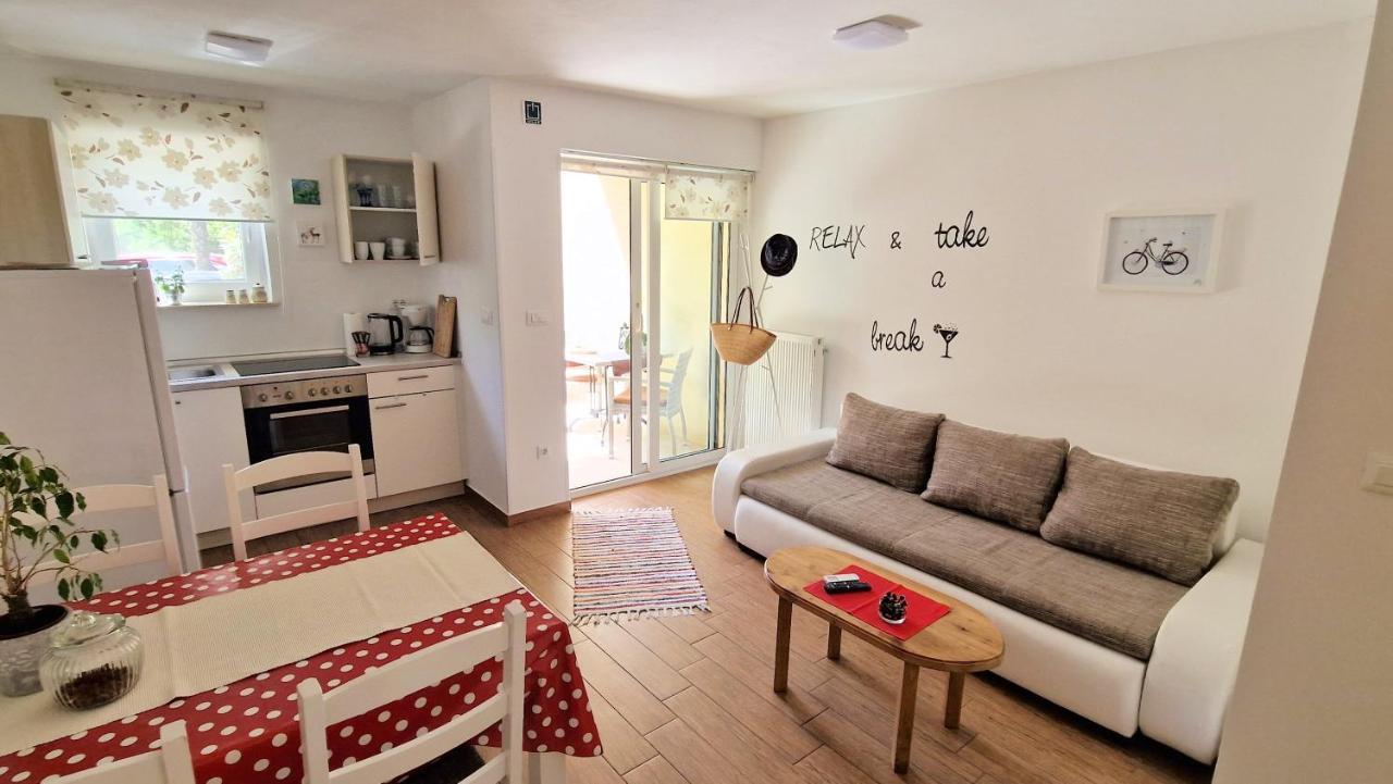 קרק Apartment Pipo מראה חיצוני תמונה