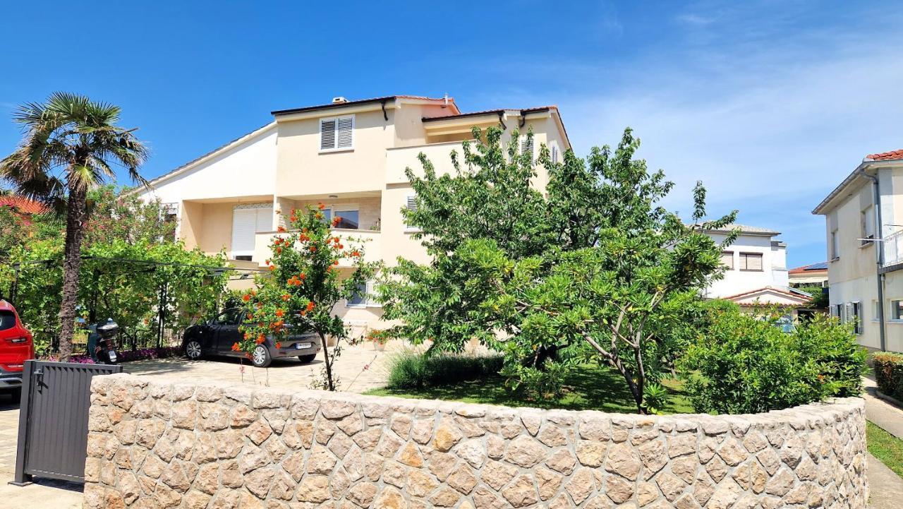 קרק Apartment Pipo מראה חיצוני תמונה